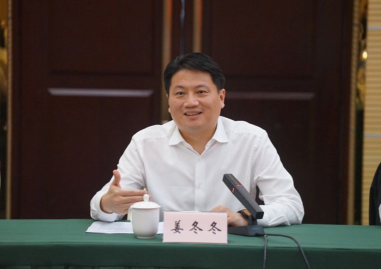 0627_192552_585.jpg 4.jpg